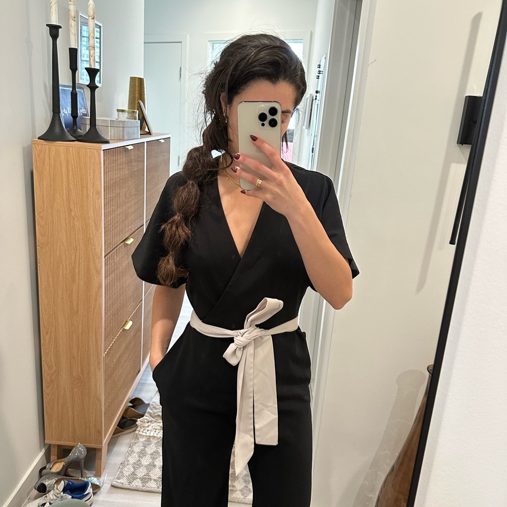 Elegant Mango Black Jumpsuit with White Belt